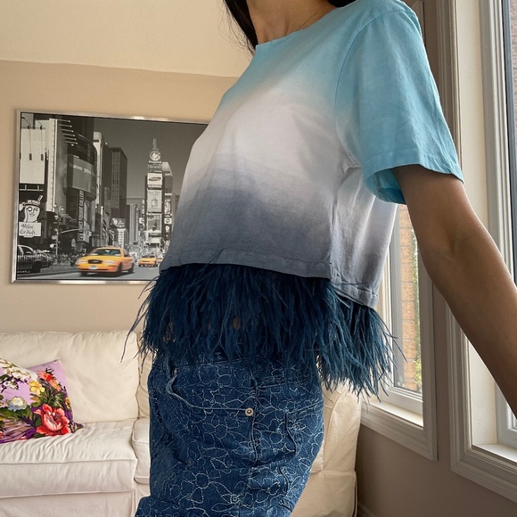 Opening Ceremony Gradient dyed t-shirt with feather hem trim - Picture 2 of 6